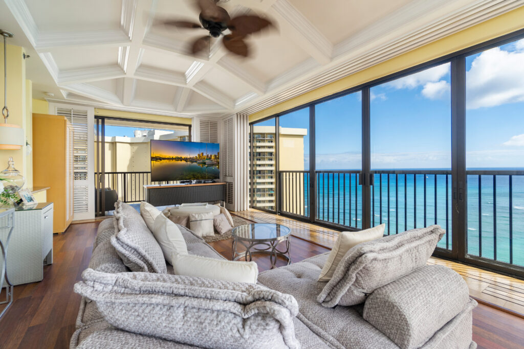 205 Lewers St Honolulu HI-print-009-004-205 Lewers St PH12 Living12-4200x2800-300dpi