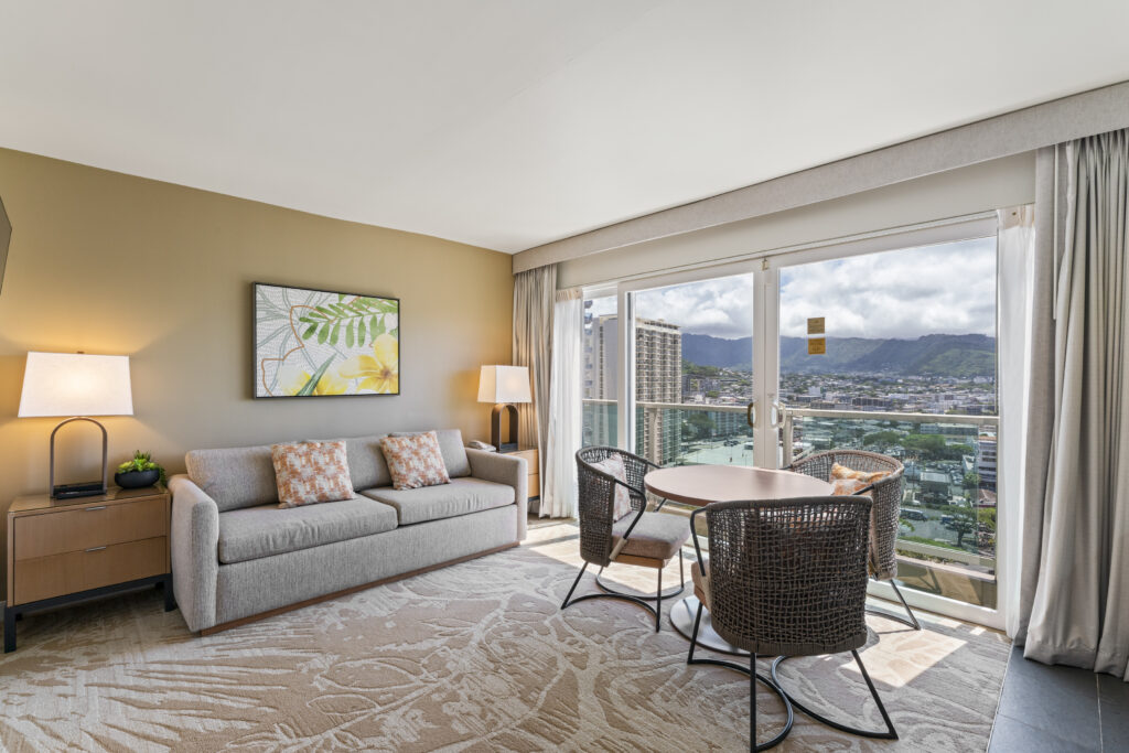AMH1626 Livingroom2